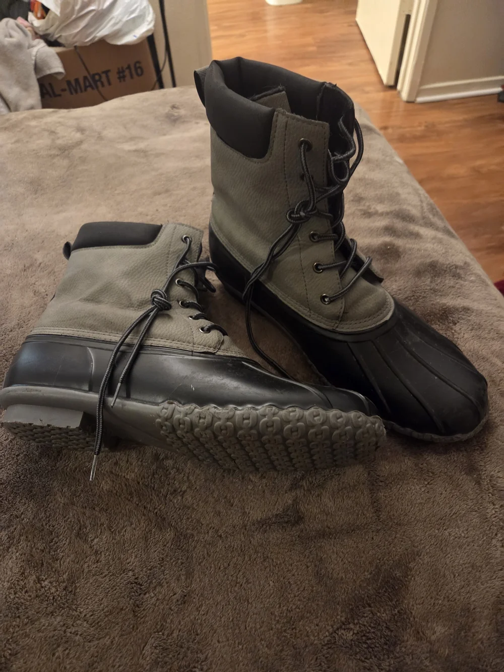 Weatherproof Leather Vintage Olive and Black Lace-Up Duck Boots - Picture 7 of 7